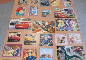 Zdjęcie prezentujące ułożone puzzle
