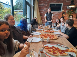 Pizza wokół nas